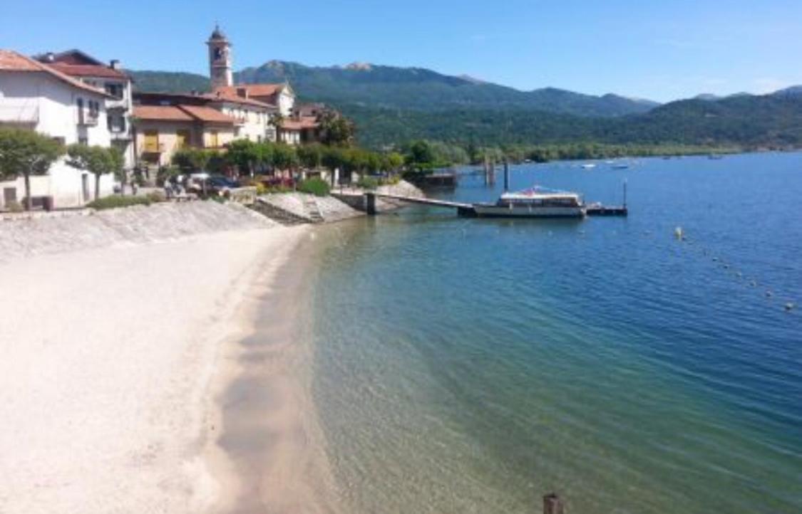 Antico Palazzo Lago Maggiore Verbania Esterno foto